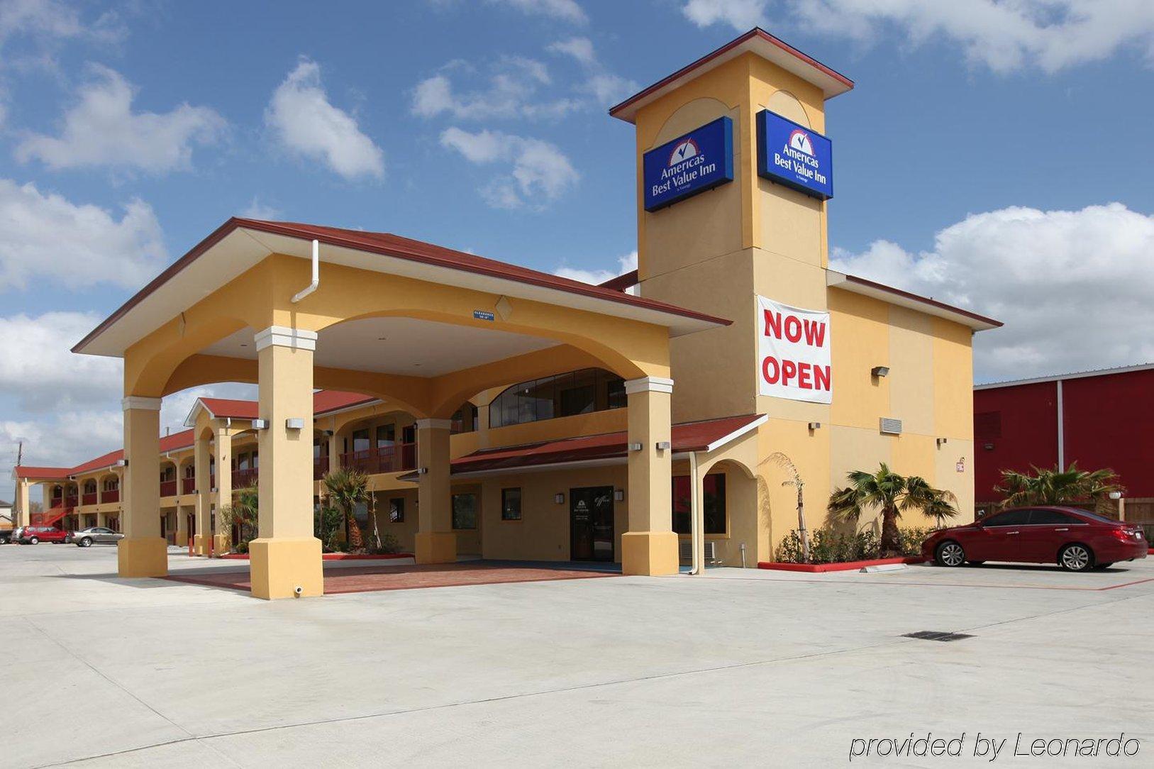 Americas Best Value Inn And Suites Houston / Tomball Parkway 외부 사진